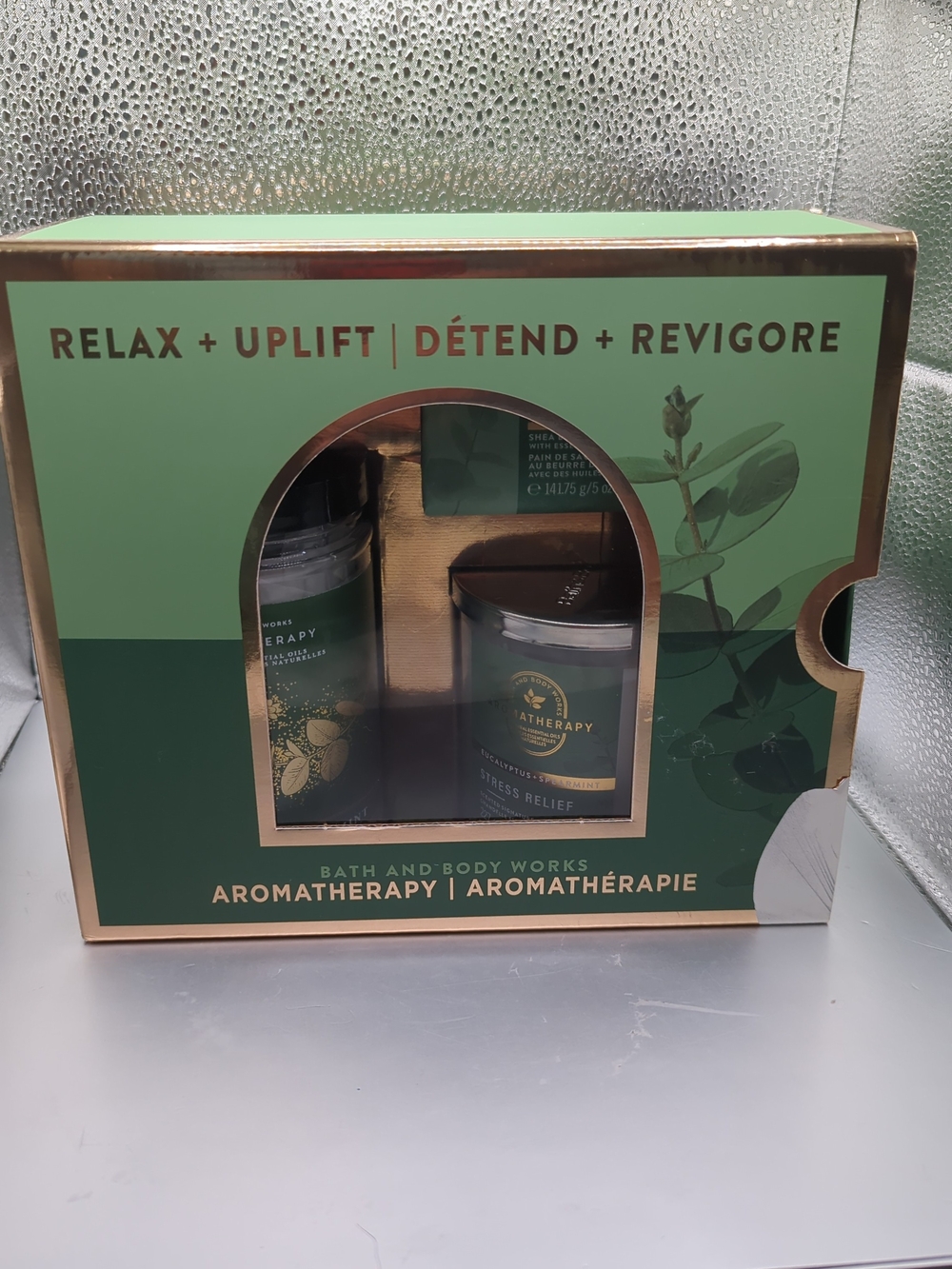 Bath & Body Works Aromatherapy Gift Set in Green and Gold